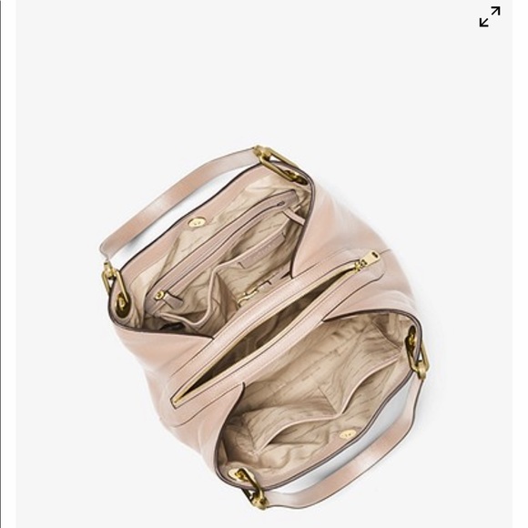 Michael Kors Raven Pebbled Leather - Picture 3 of 10